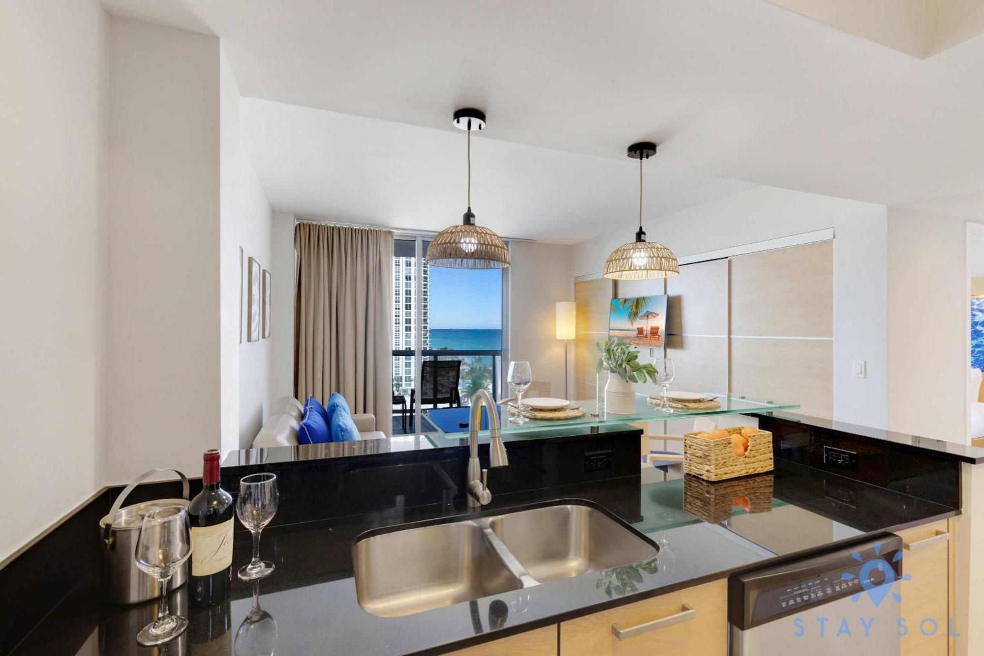 מיאמי ביץ' Beachfront Resort - Pool - Ocean View Balcony- Gym מראה חיצוני תמונה
